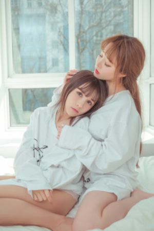 月中人