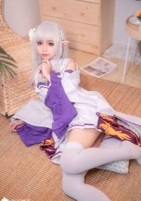 女僚机