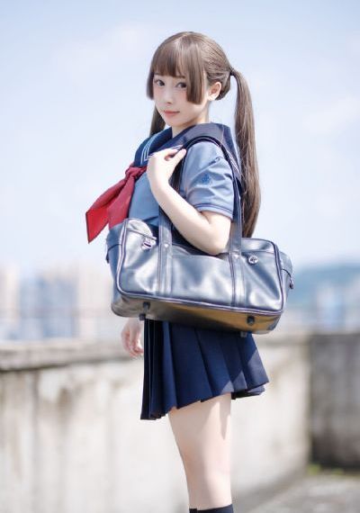 怨灵宿舍之人偶老师
