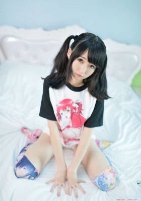 床上观戏