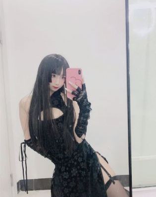 疯狗与格拉瑞小姐