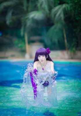 蕾丝女孩