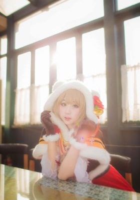 九百九十九朵玫瑰原唱