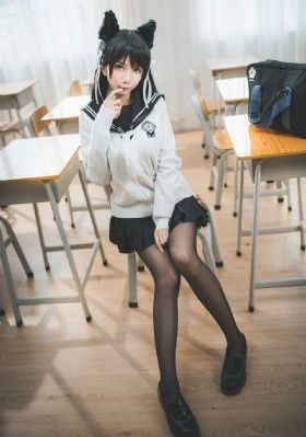 彩象岛的女孩儿